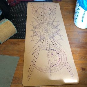 Yoloha natural cork yoga mat 6mm, aura encompass